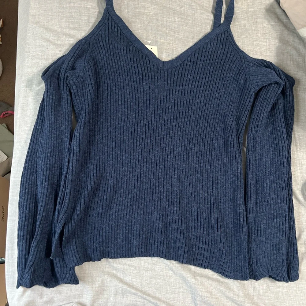 Women's Blue Ribbed Top - Picture 5 of 5